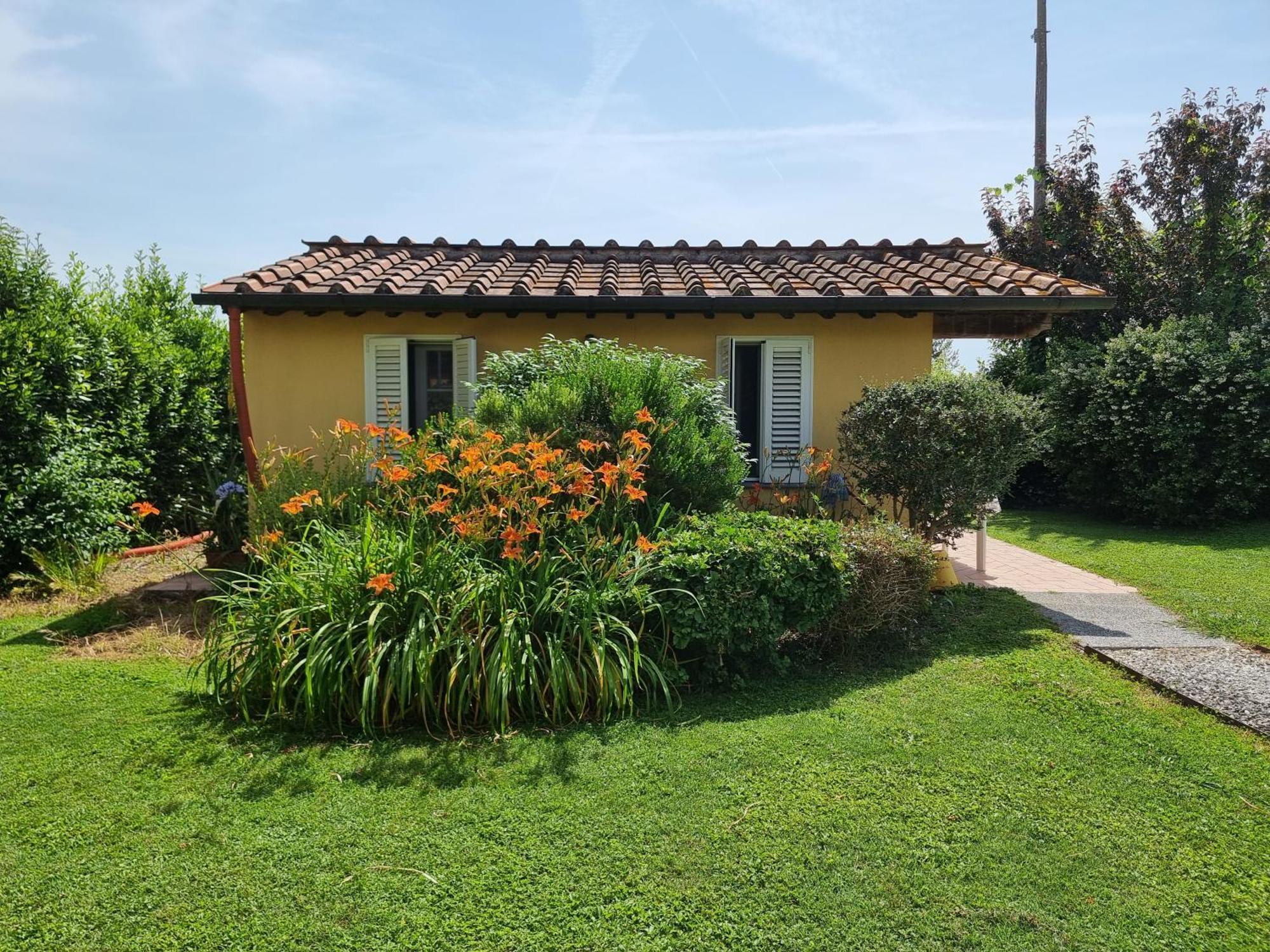 Piscina Privata Tiger Home, Toscana Capannori Bagian luar foto
