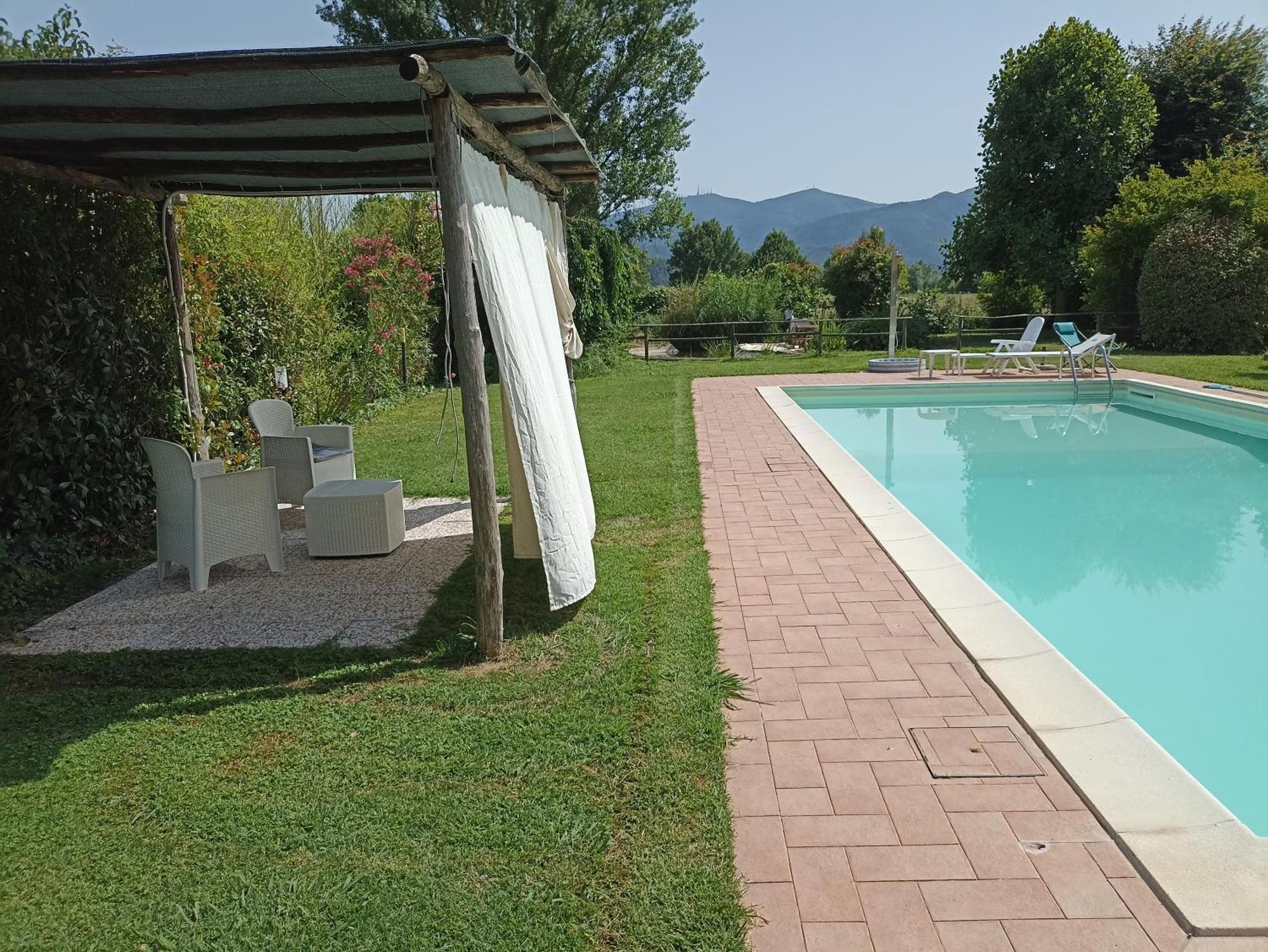 Piscina Privata Tiger Home, Toscana Capannori Bagian luar foto